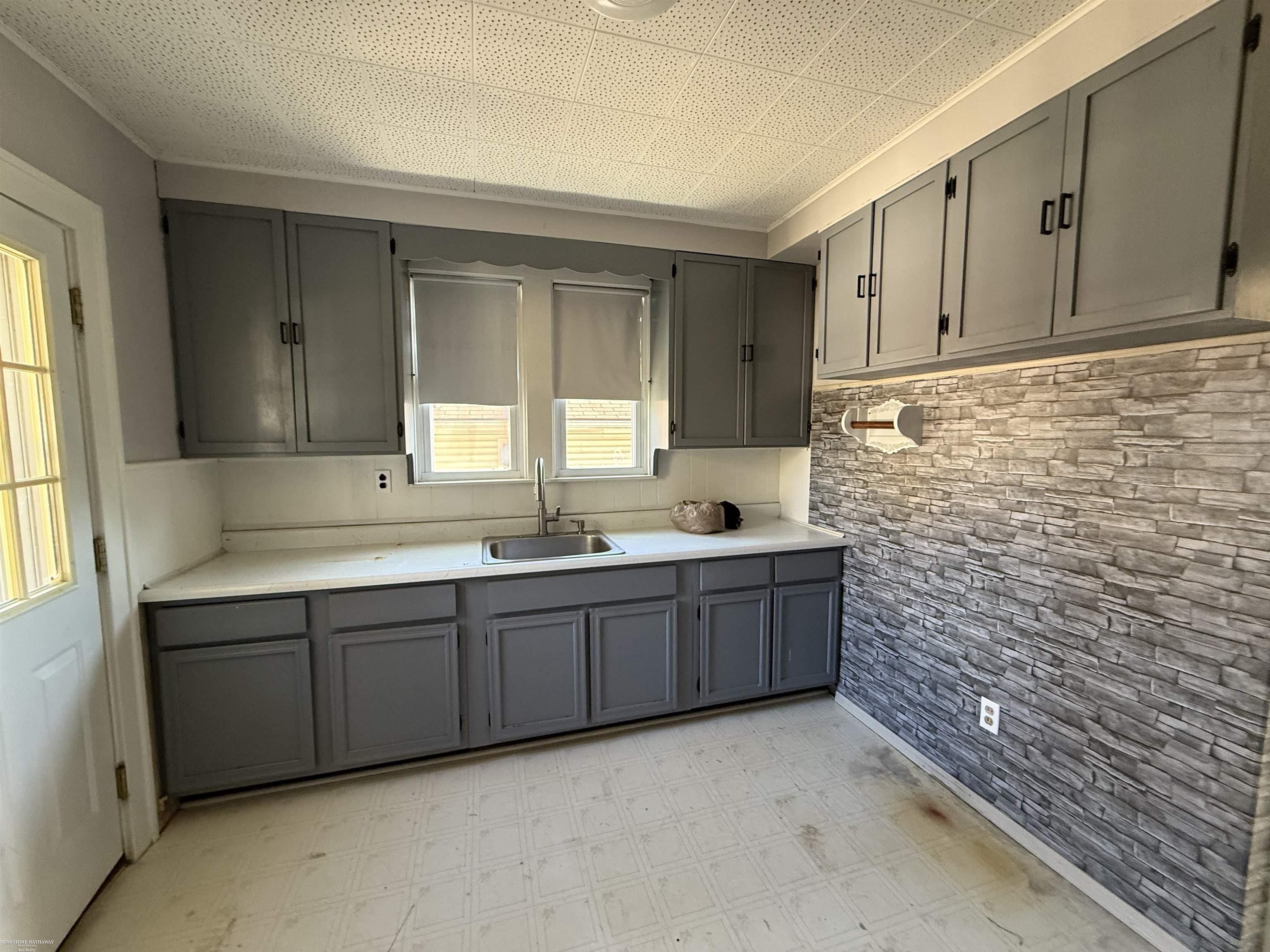 16827 Mayfield Street