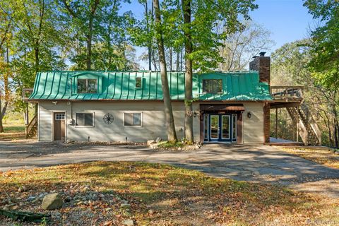 7670 Mi State Road 52 Sharon Township MI 48158