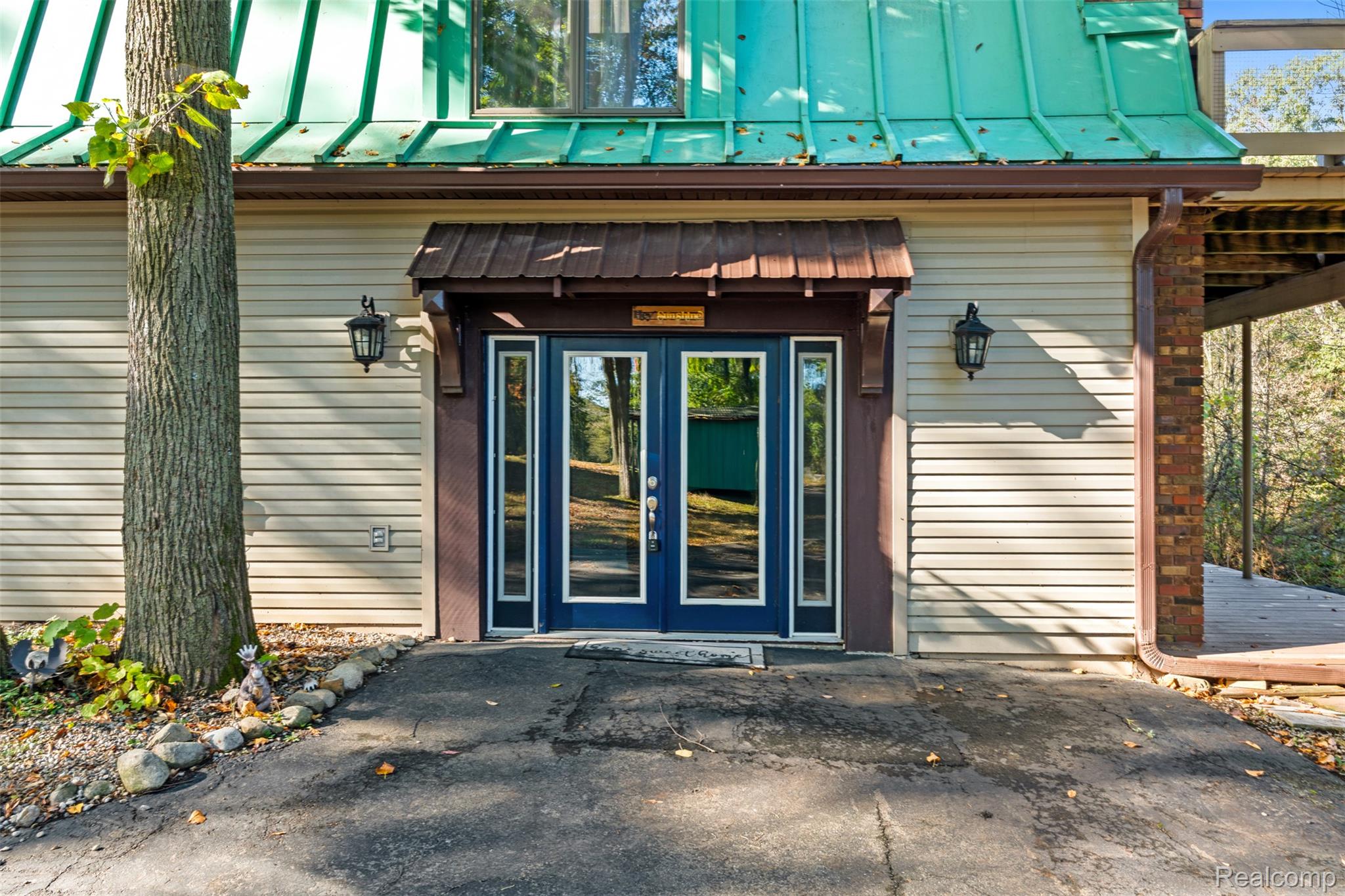 7670 Mi State Road 52