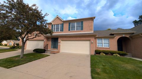 23721 W Lake Circle 14 Brownstown Charter Township MI 48183