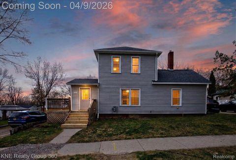 217 Maple Avenue Alma City MI 48801