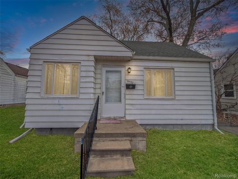 19990 Kinloch Redford Charter Township MI 48240