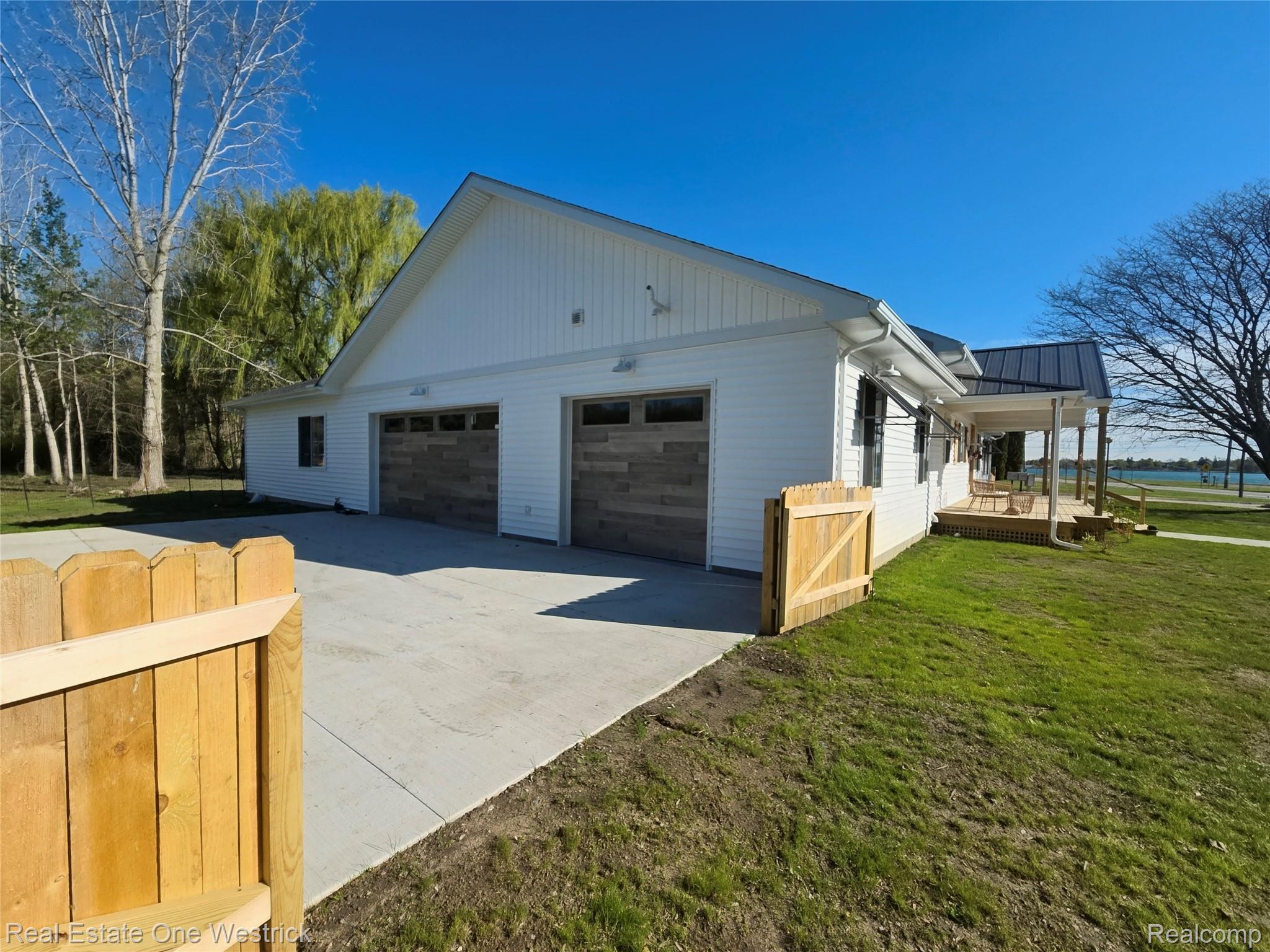 9236 River Road