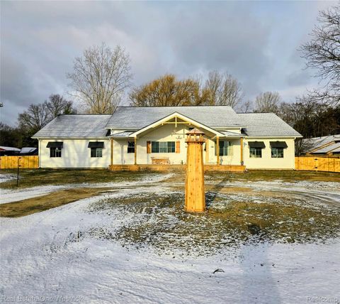 9236 River Road Clay Township MI 48001