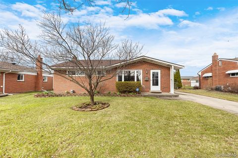 8731 N Hubbard Street Westland City MI 48185