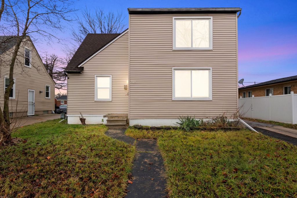 listing image 0
