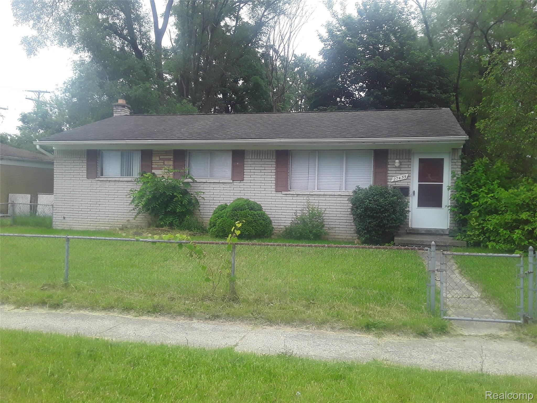 27455 AVONDALE Street