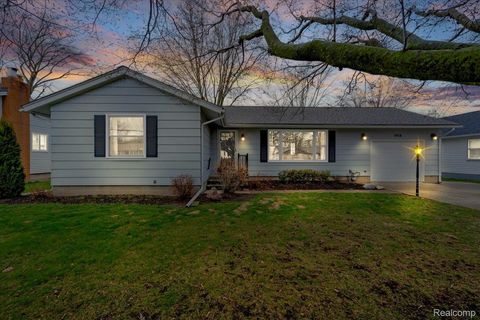 1918 Vine Street Vine Street St Clair City MI 48079