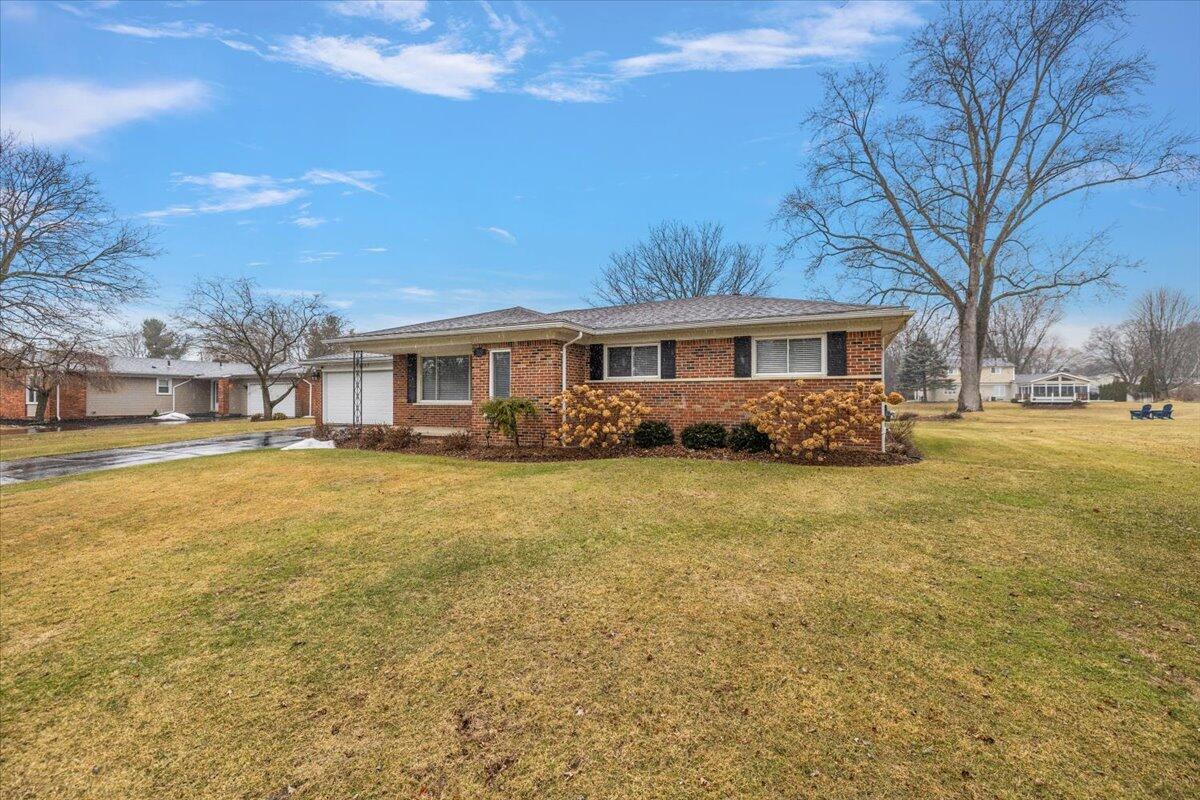 53383 Starlite Drive