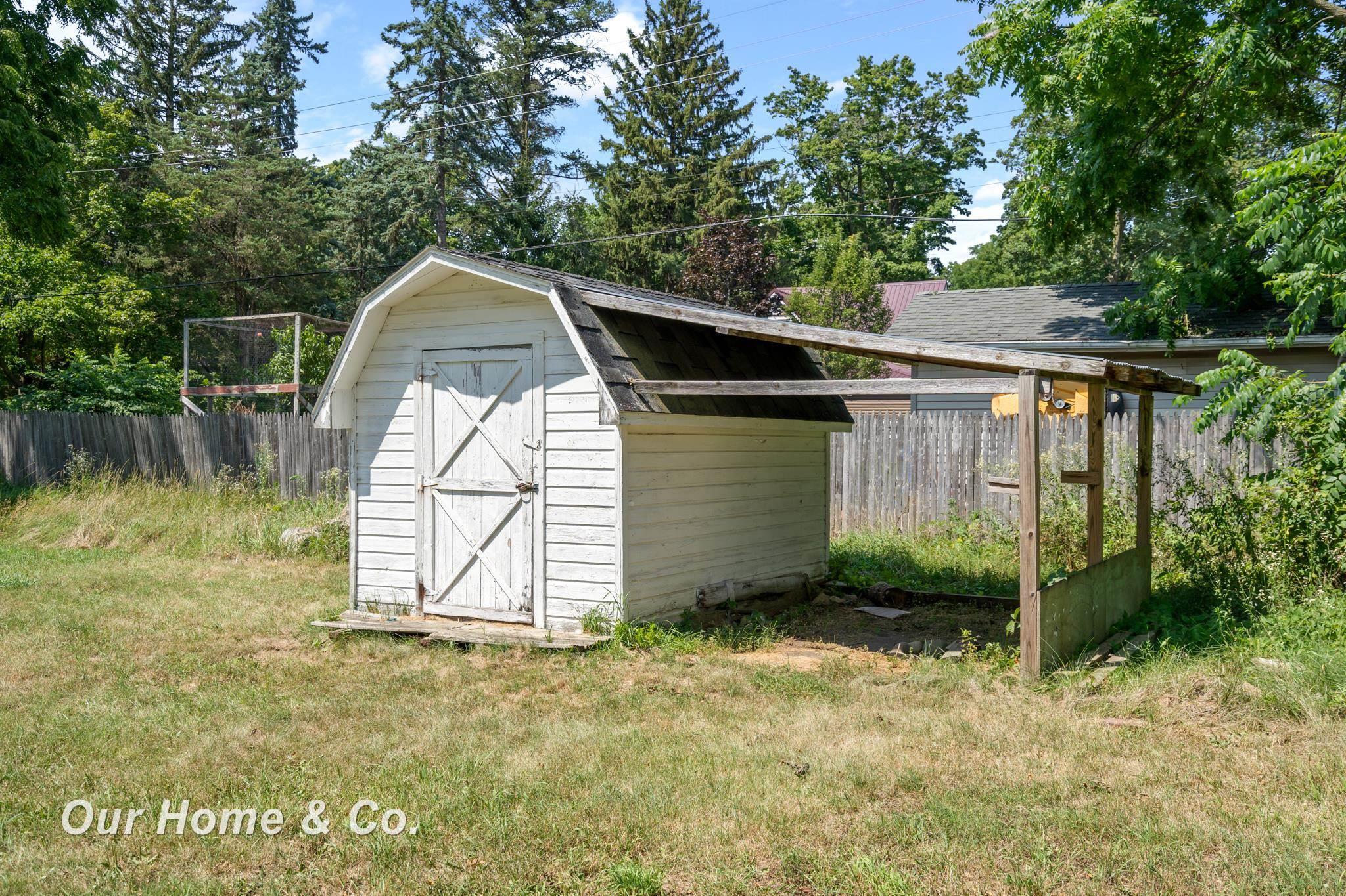 240 W 3rd Street