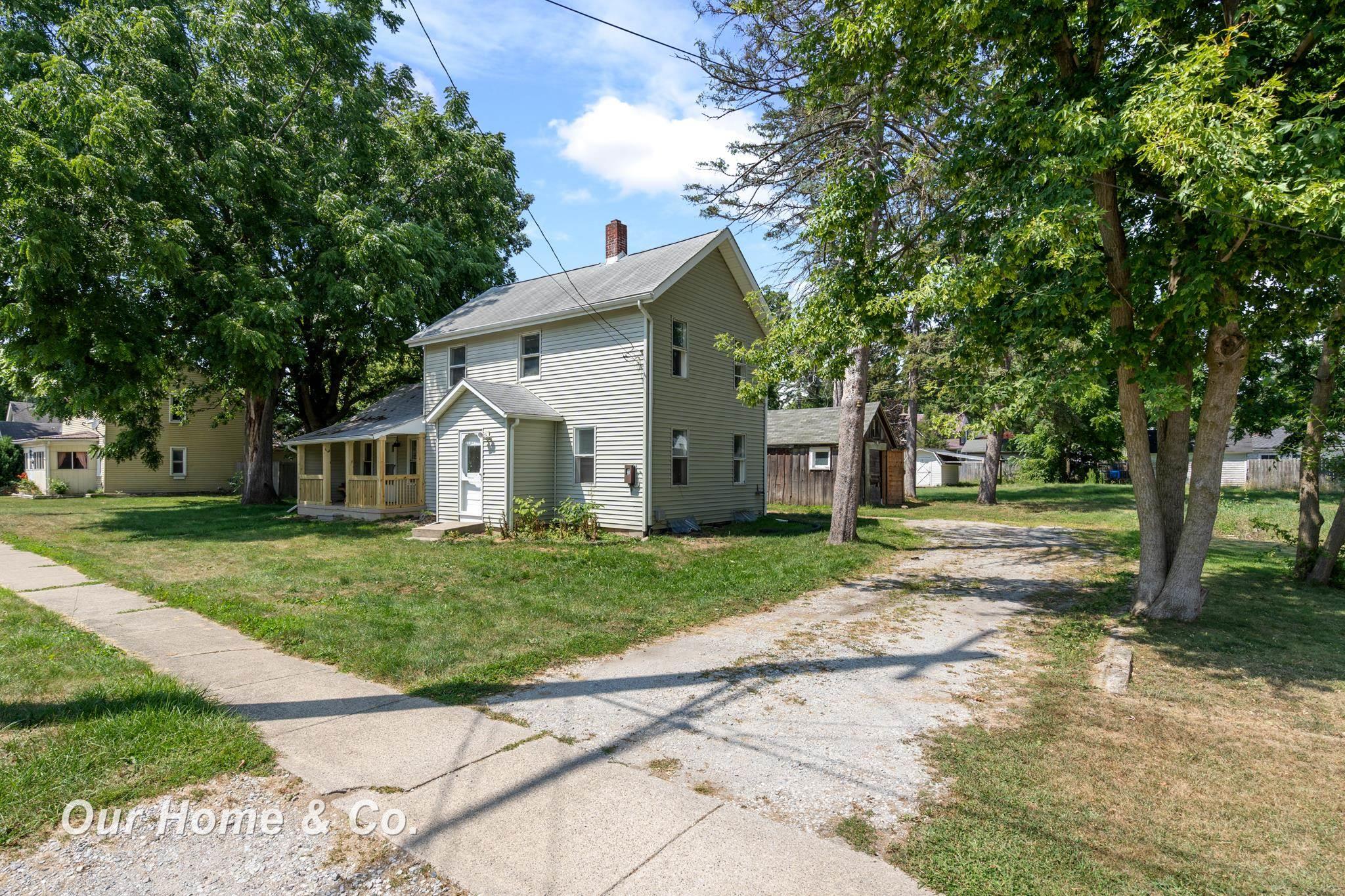 240 W 3rd Street