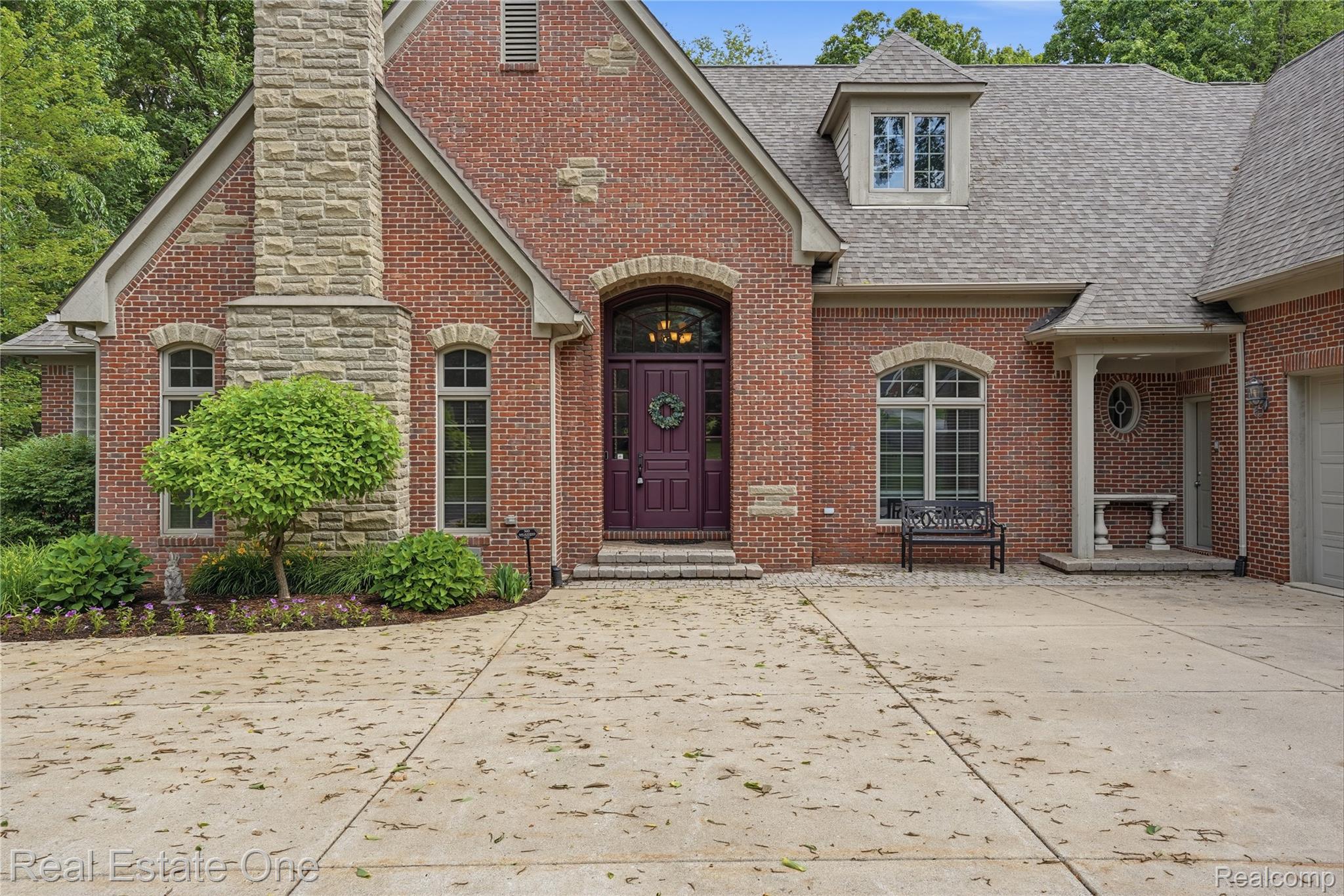 2764 Tall Timbers Drive