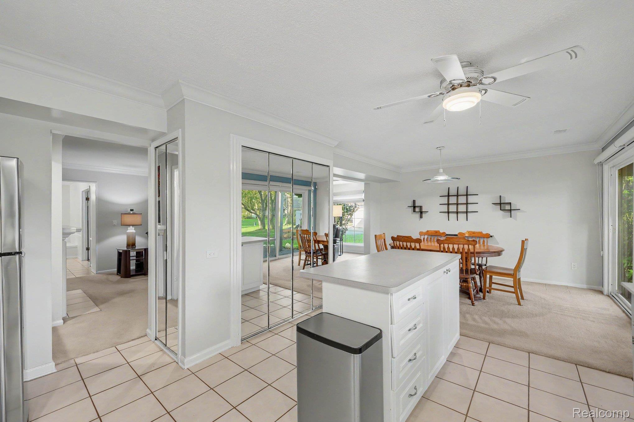 2668 Williamsburg Circle