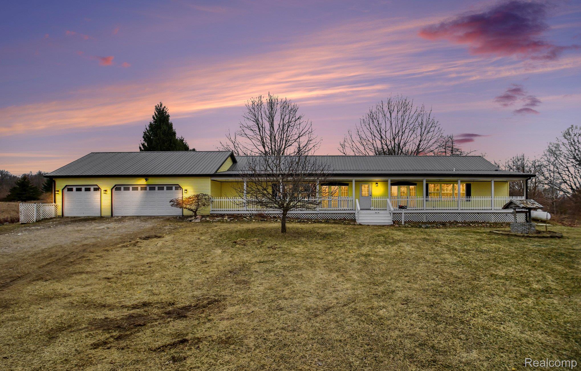 3025 N Lake Pleasant Road