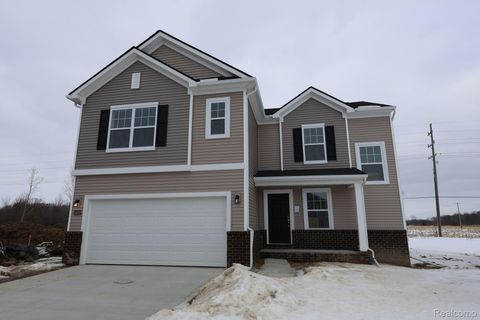 34395 Starling Chesterfield Township MI 48047