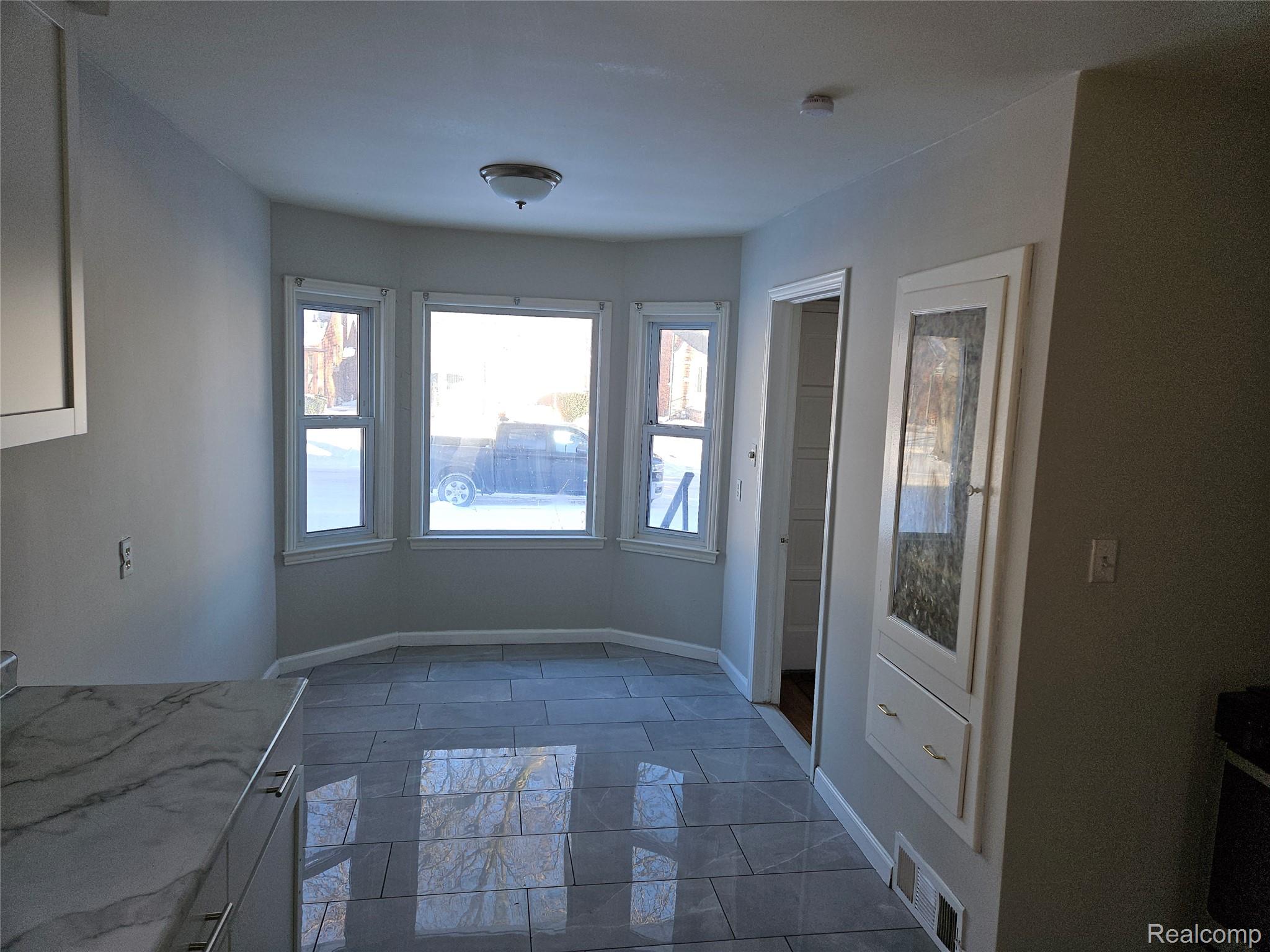 8035 Pinehurst Street