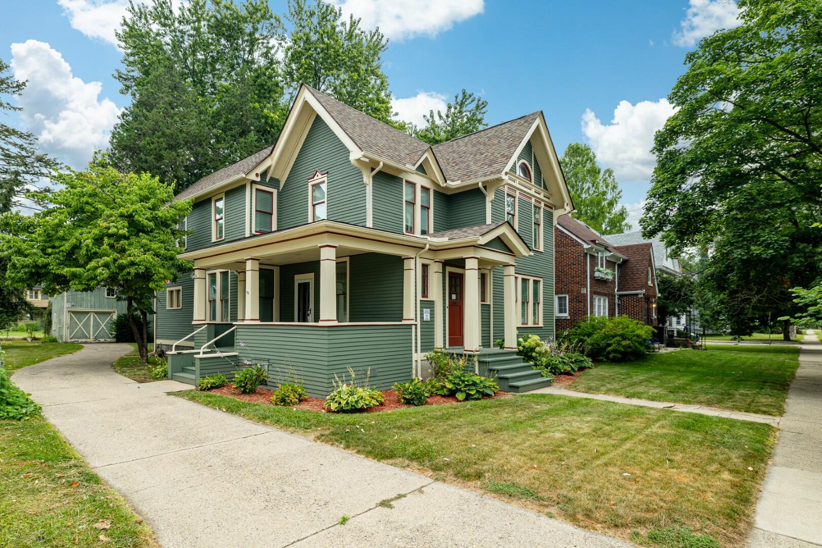 213 N Adams Street
