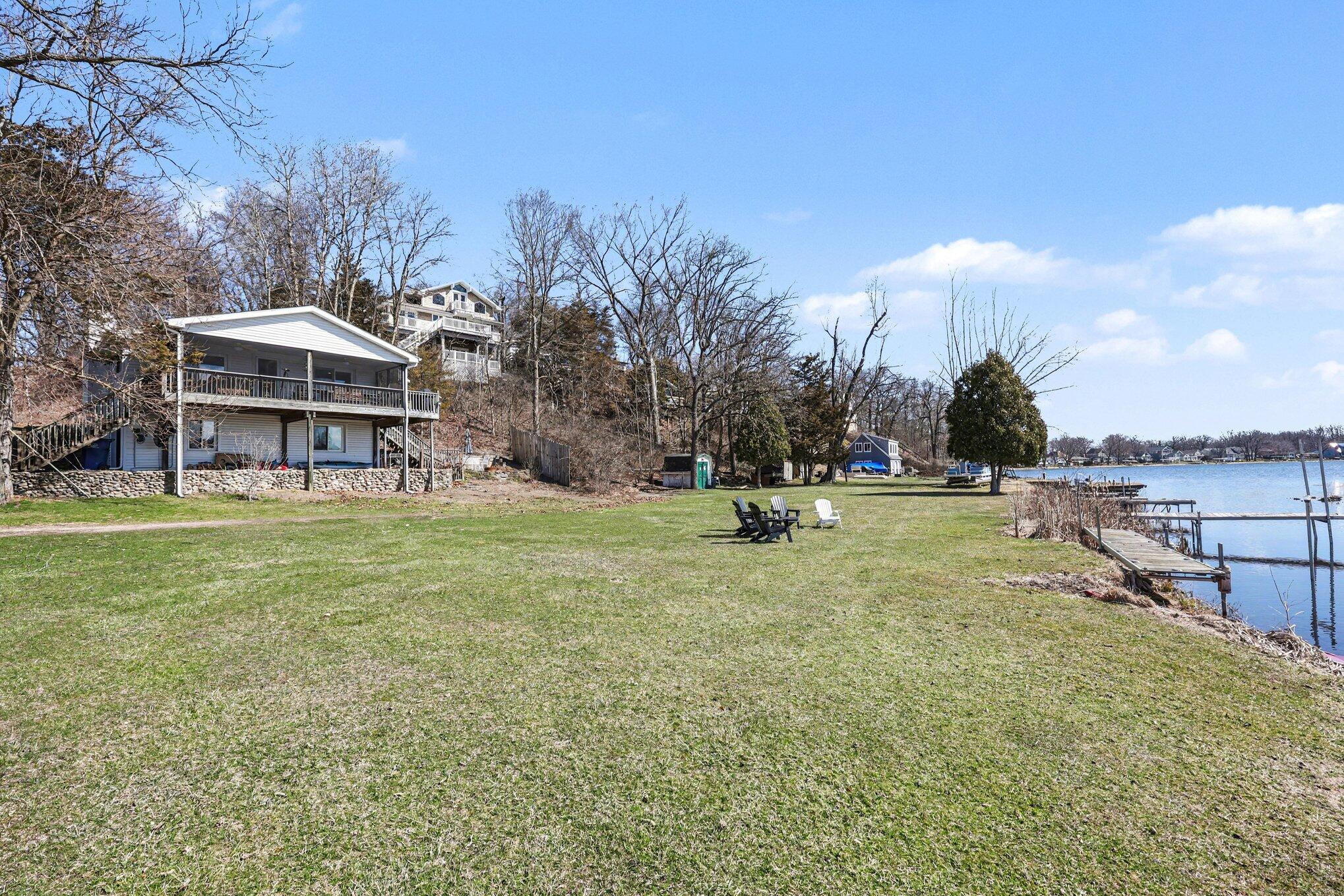 5884 Rays Drive
