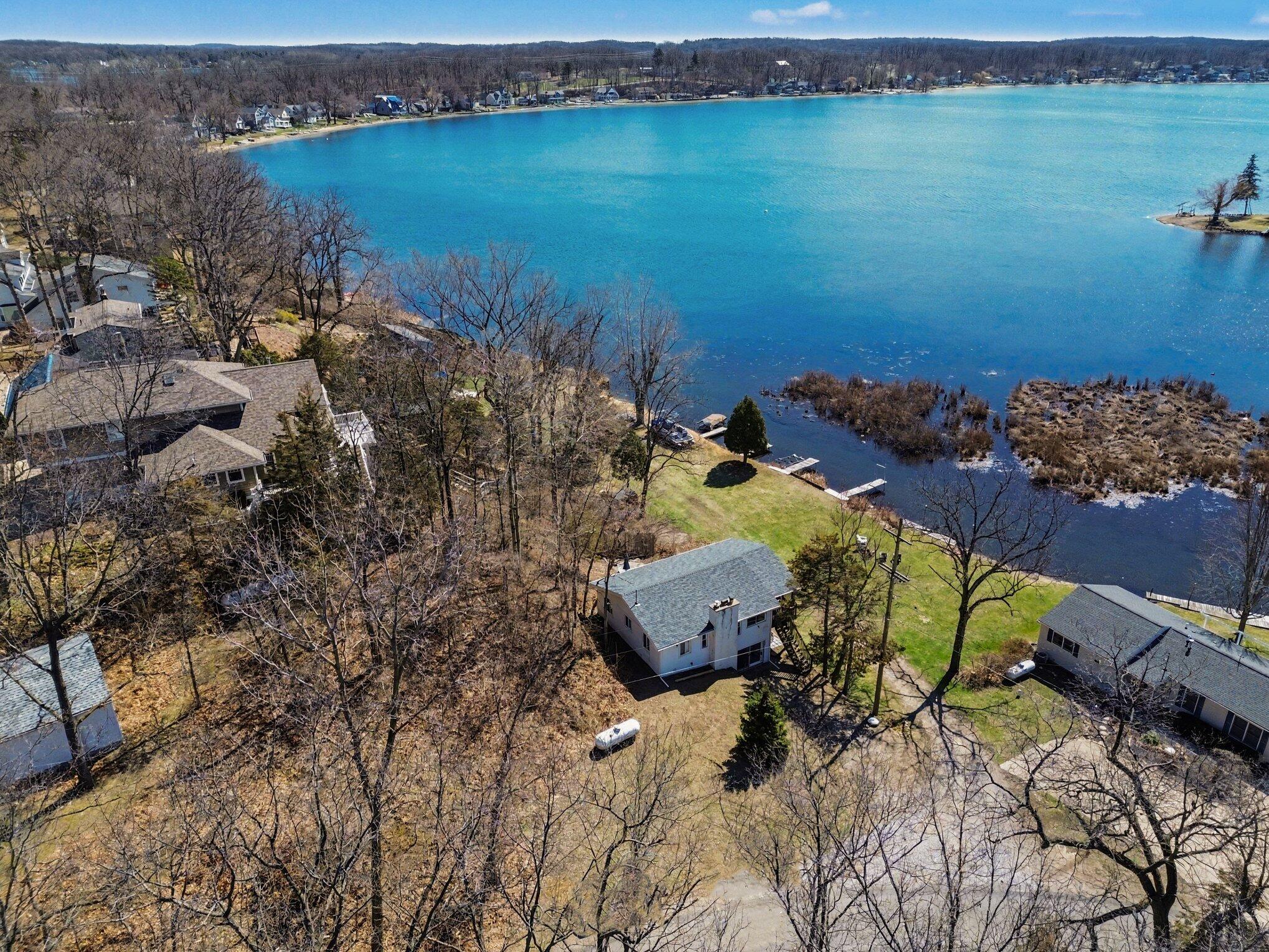 5884 Rays Drive