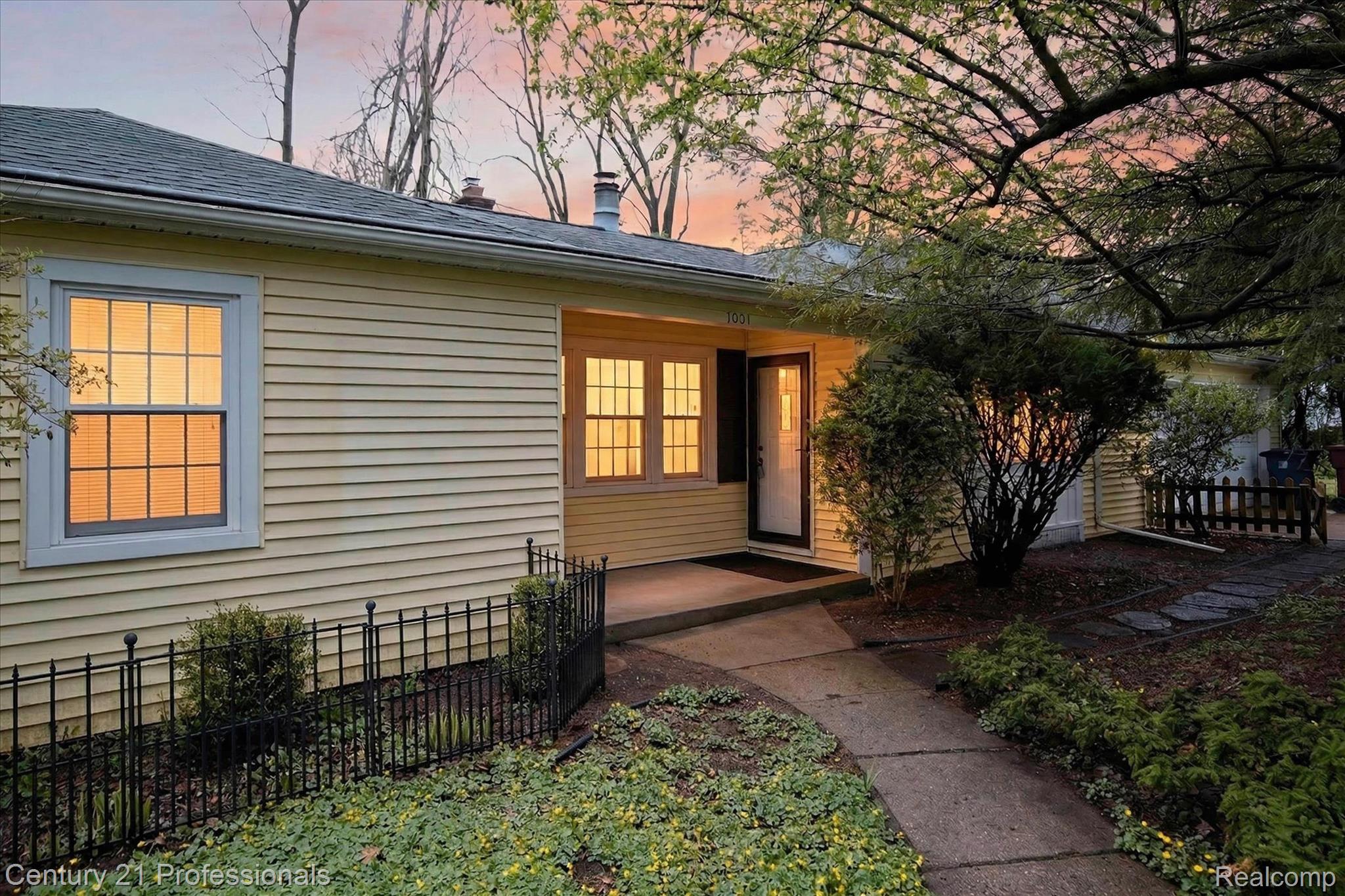 1001 Arborview Boulevard