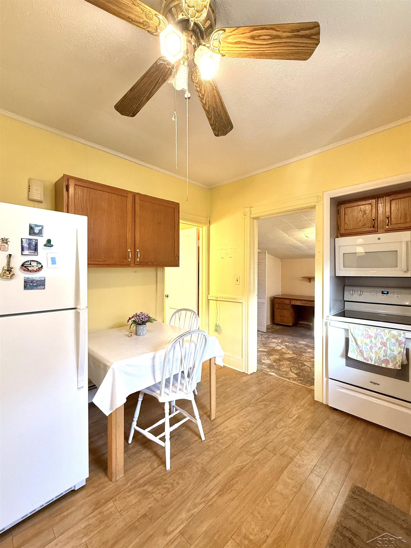 22 W Sebewaing Street