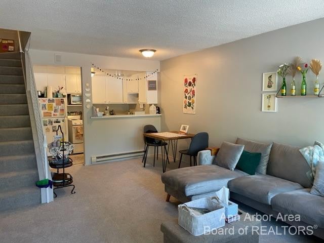 442 S 1st Street 4