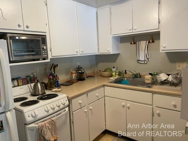 442 S 1st Street 4