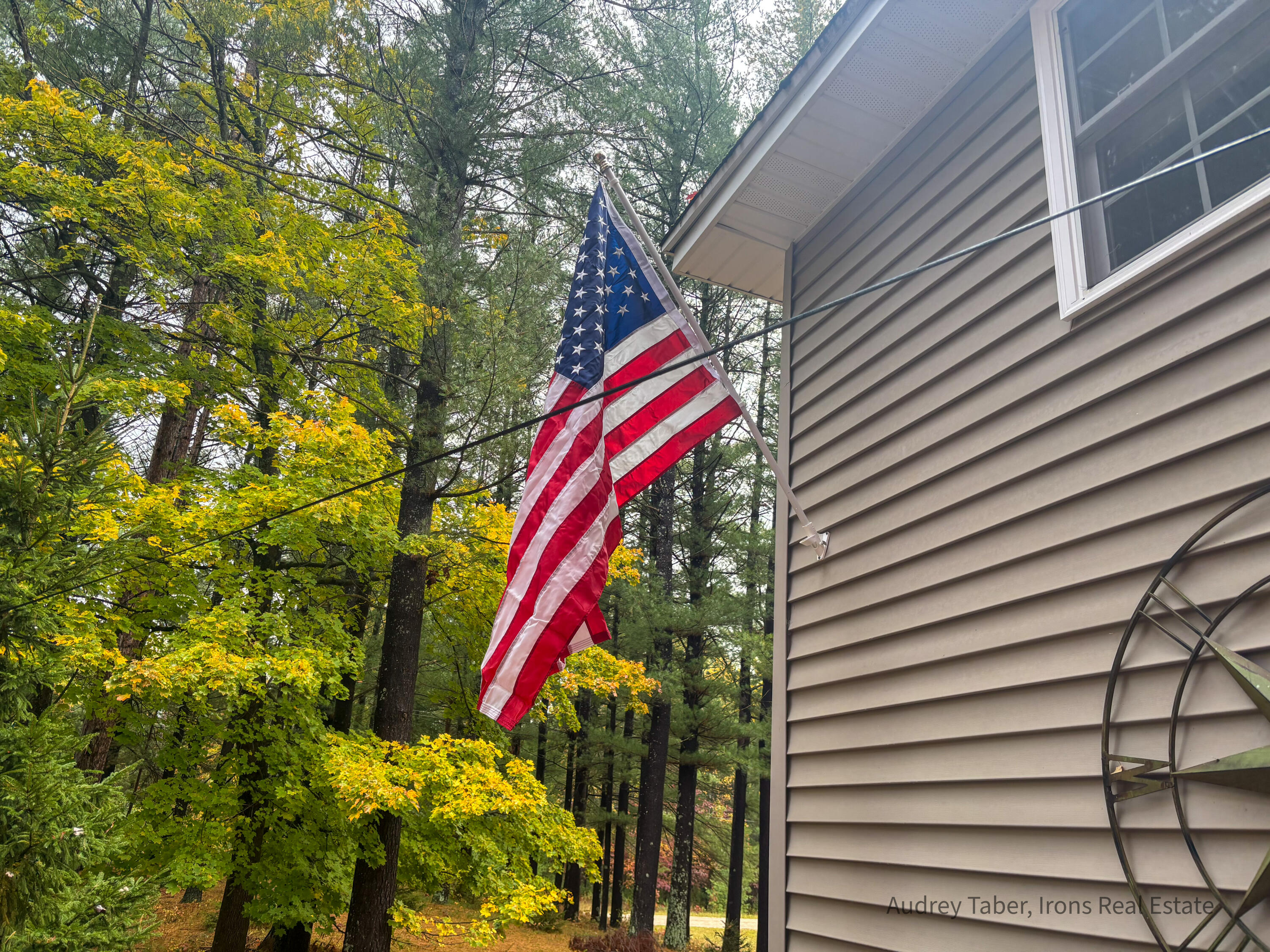 674 N Michigan Avenue