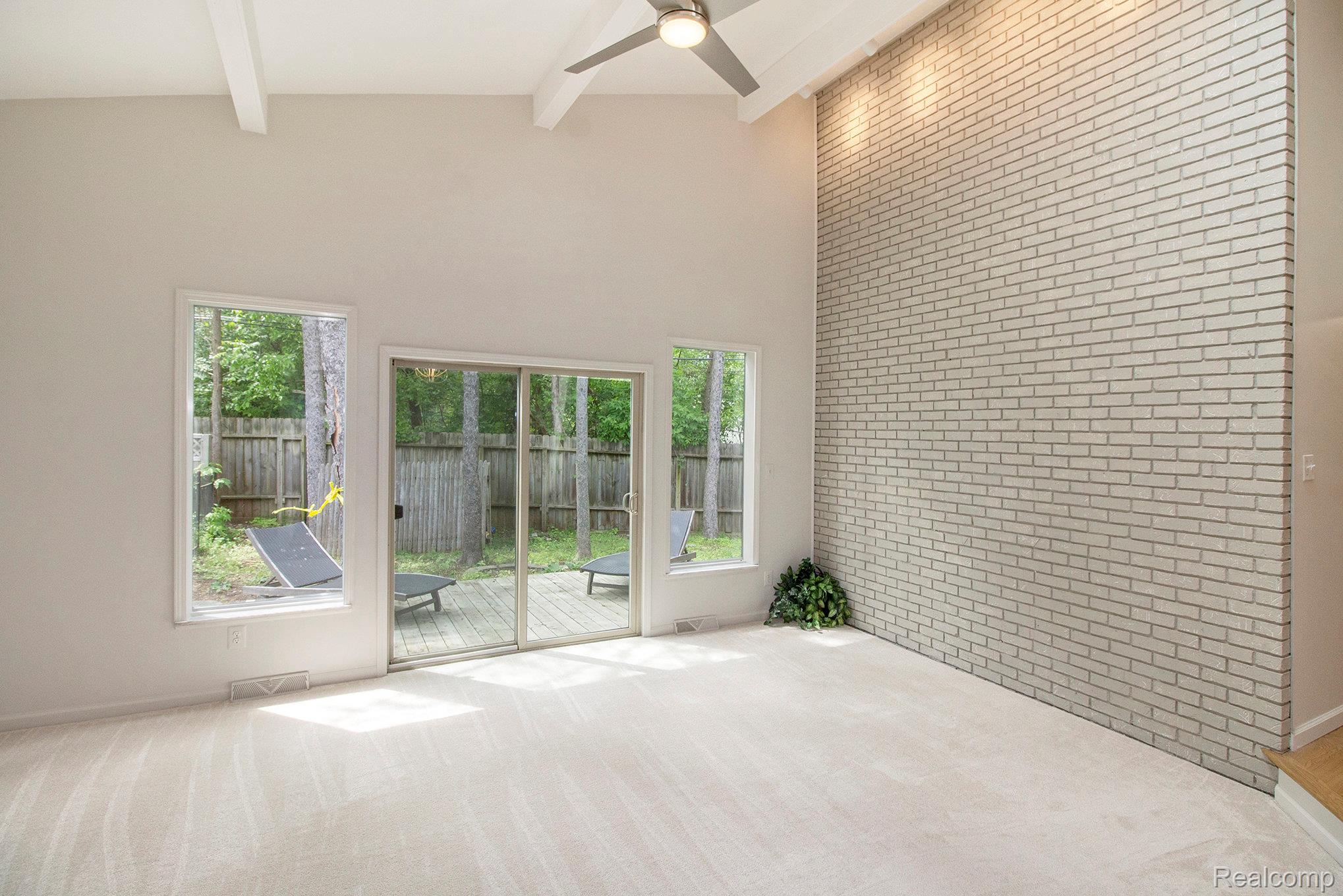 Independence Charter Township, Michigan 48348, United States, 3 Bedrooms Bedrooms, ,2 BathroomsBathrooms,Residential,Active,143027