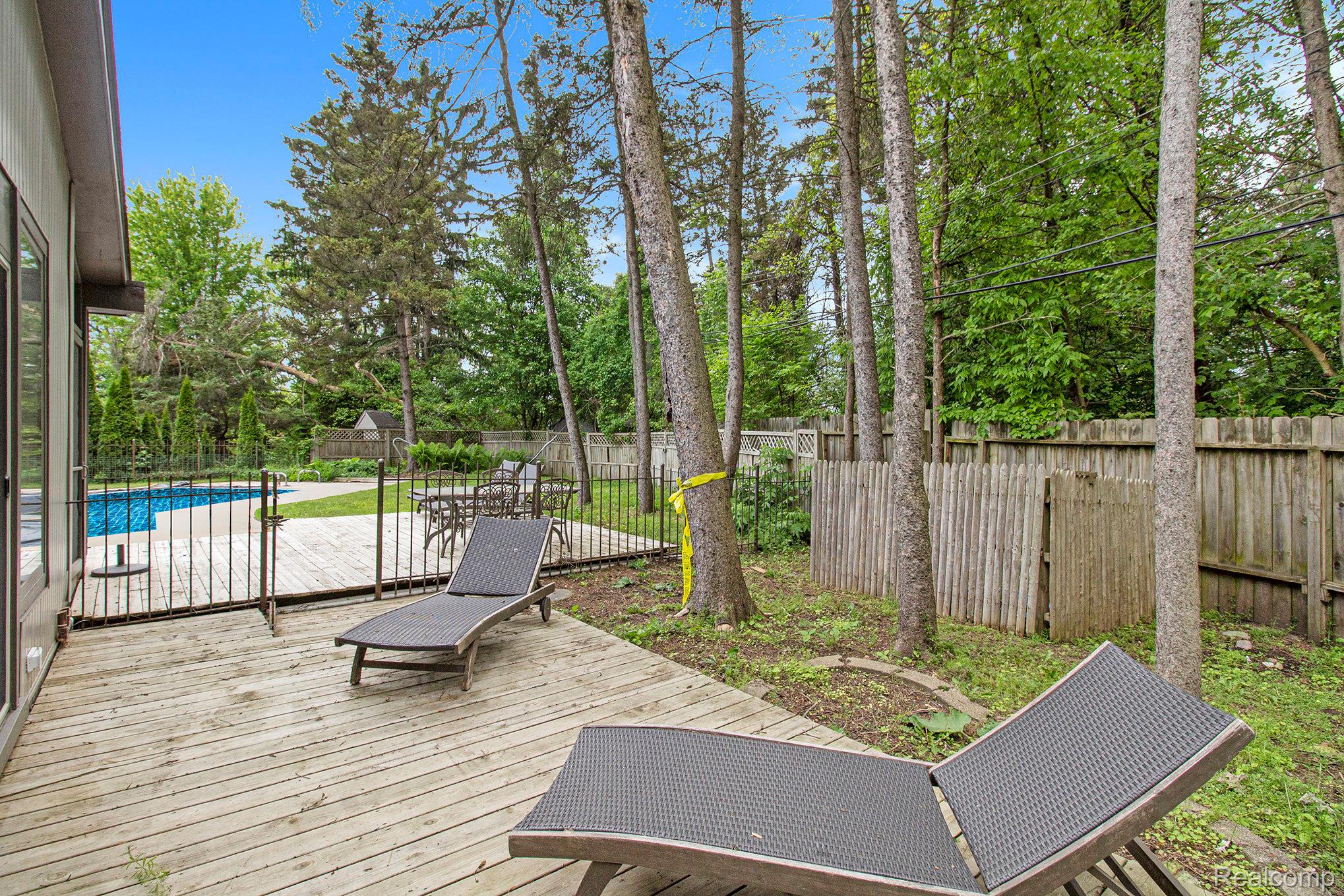 Independence Charter Township, Michigan 48348, United States, 3 Bedrooms Bedrooms, ,2 BathroomsBathrooms,Residential,Active,143027