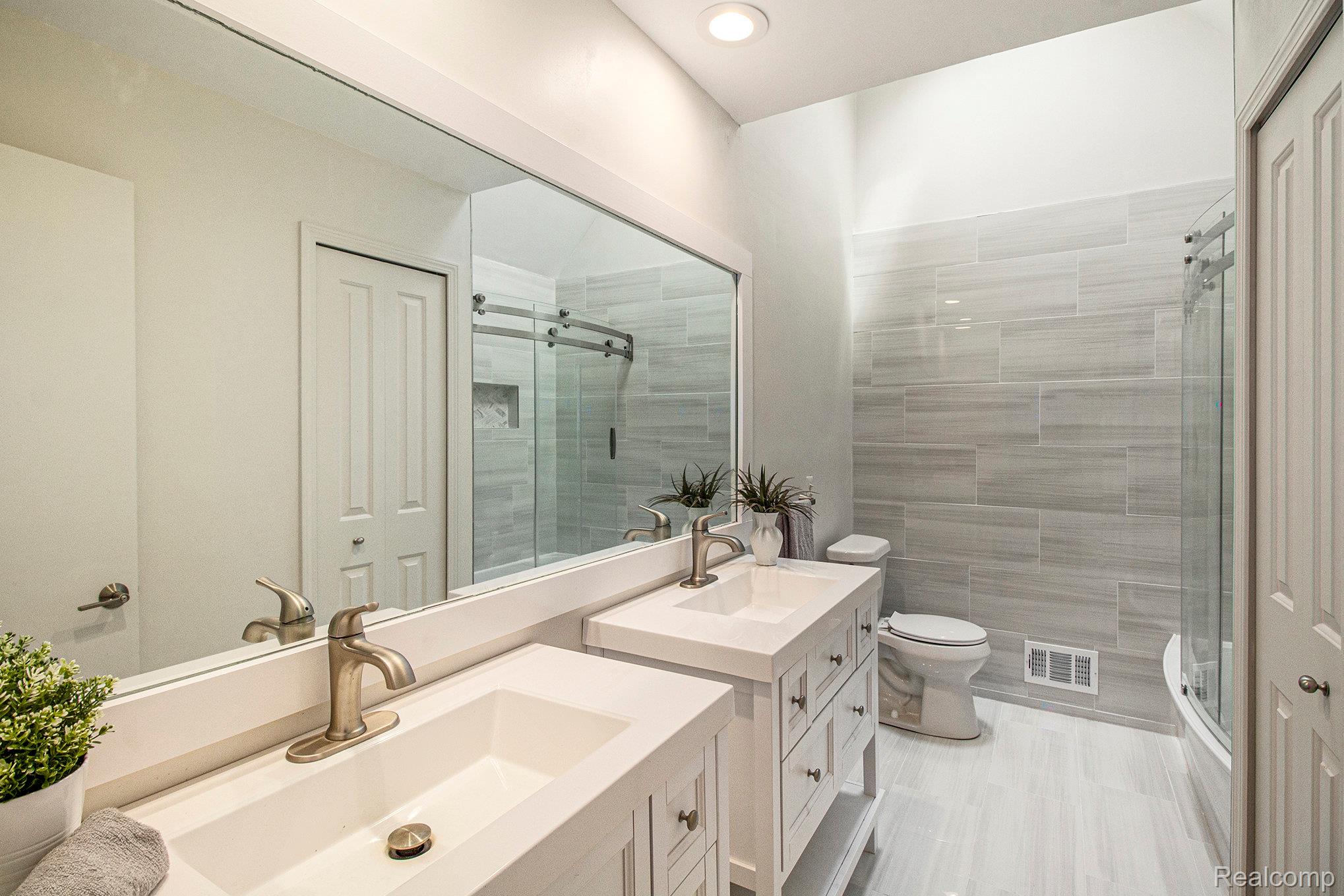 Independence Charter Township, Michigan 48348, United States, 3 Bedrooms Bedrooms, ,2 BathroomsBathrooms,Residential,Active,143027