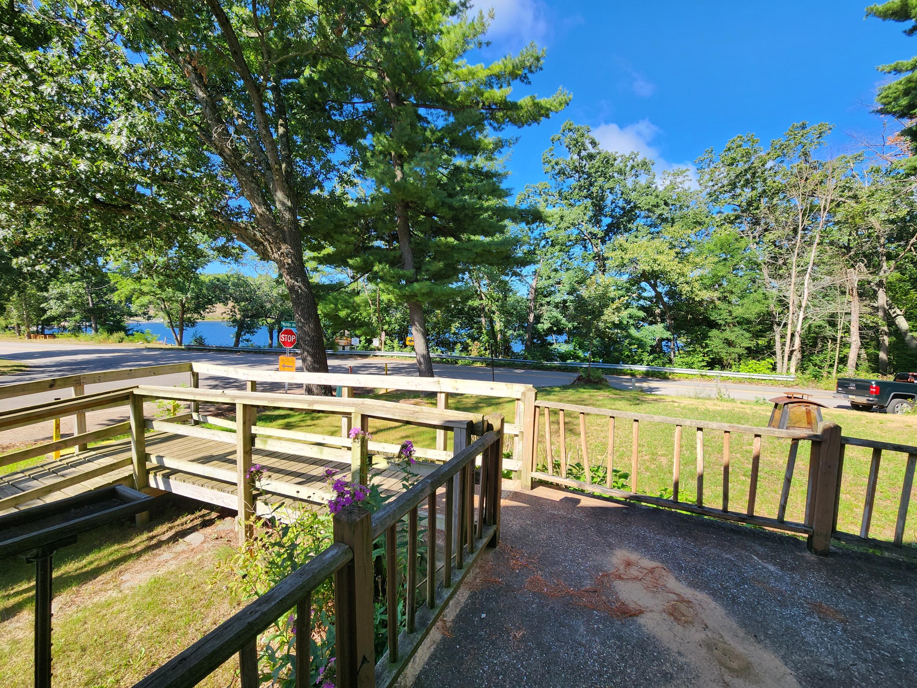 347 W Foss Avenue
