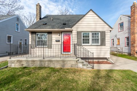 4253 Tyler Avenue Berkley City MI 48072