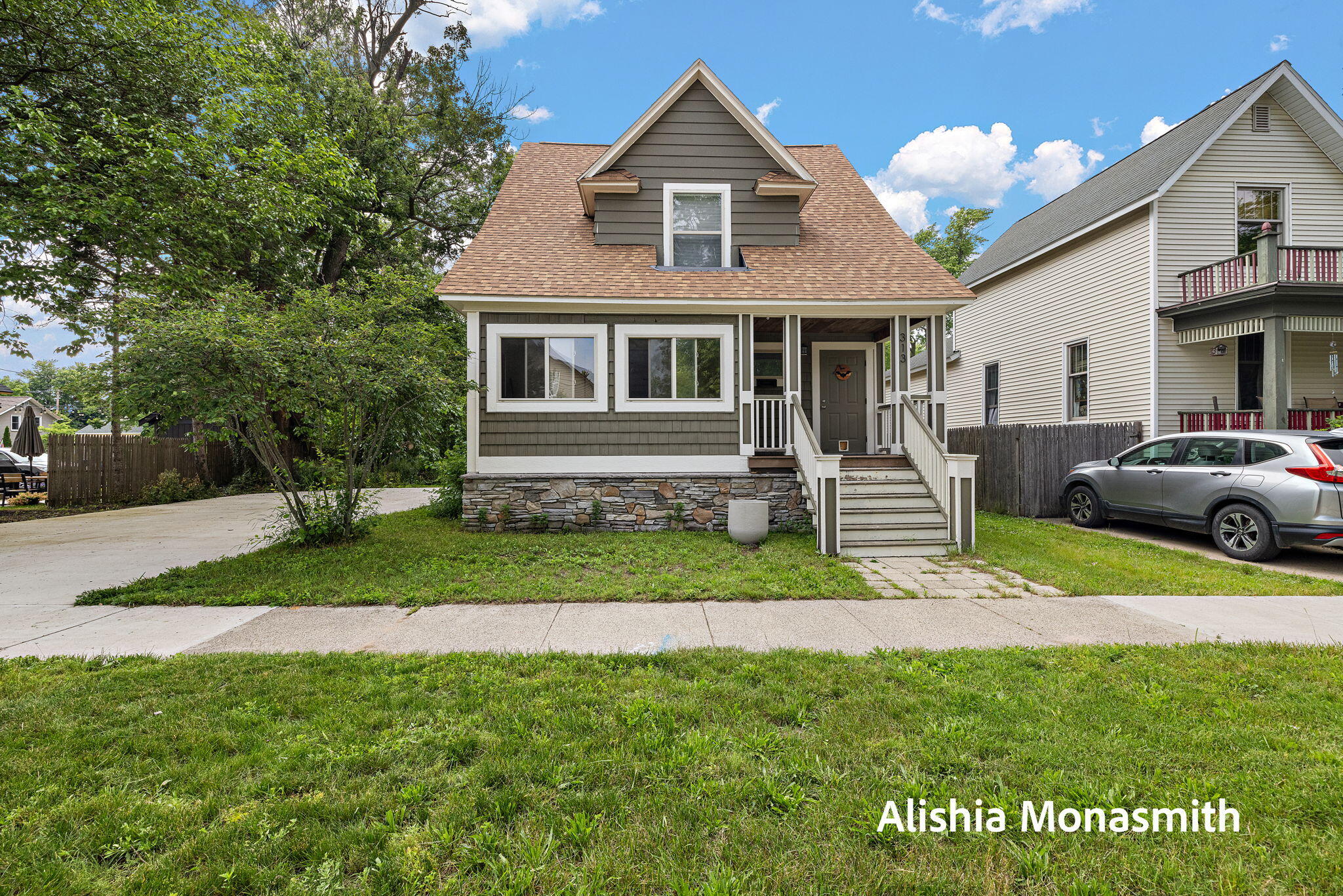 313 N 5th Street