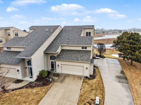 1653 E Harbour Towne Circle Muskegon City MI 49441