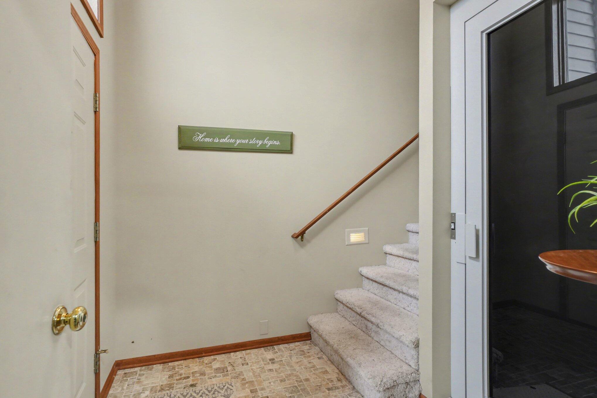 1653 E Harbour Towne Circle