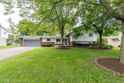6845 Tamerlane Drive West Bloomfield Charter Township MI 48322