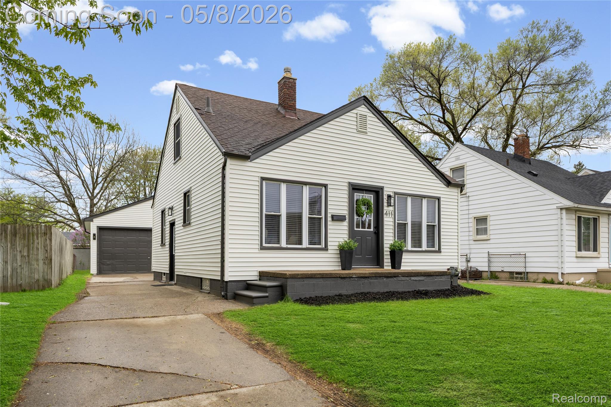 411 N Stephenson Highway