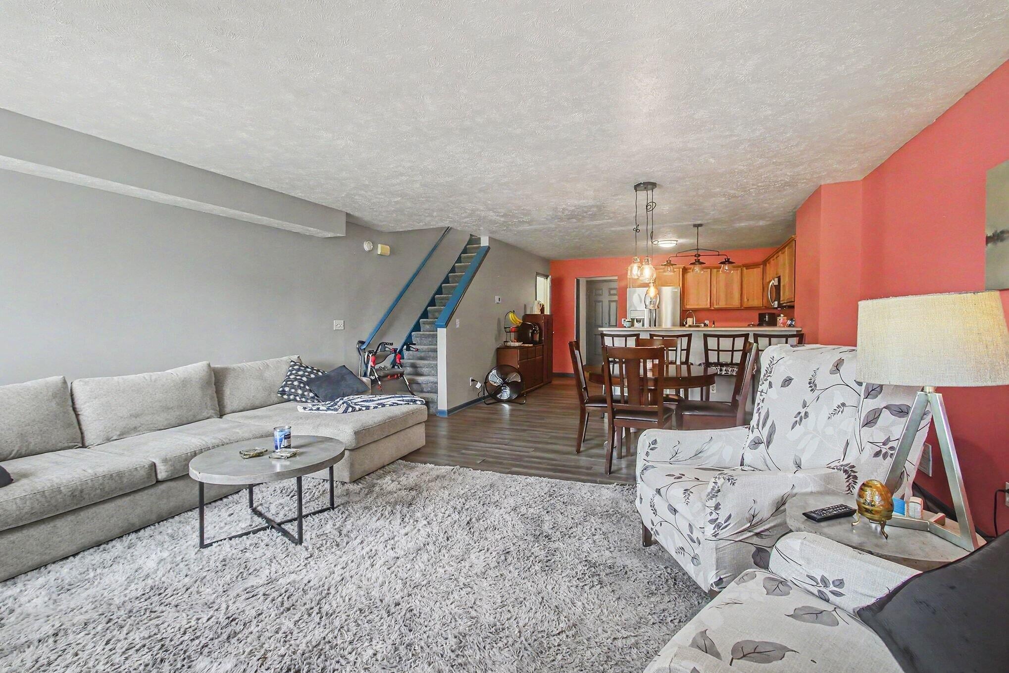 3690 Oxford Court