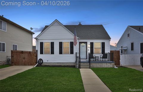 1063 19th Street Wyandotte City MI 48192