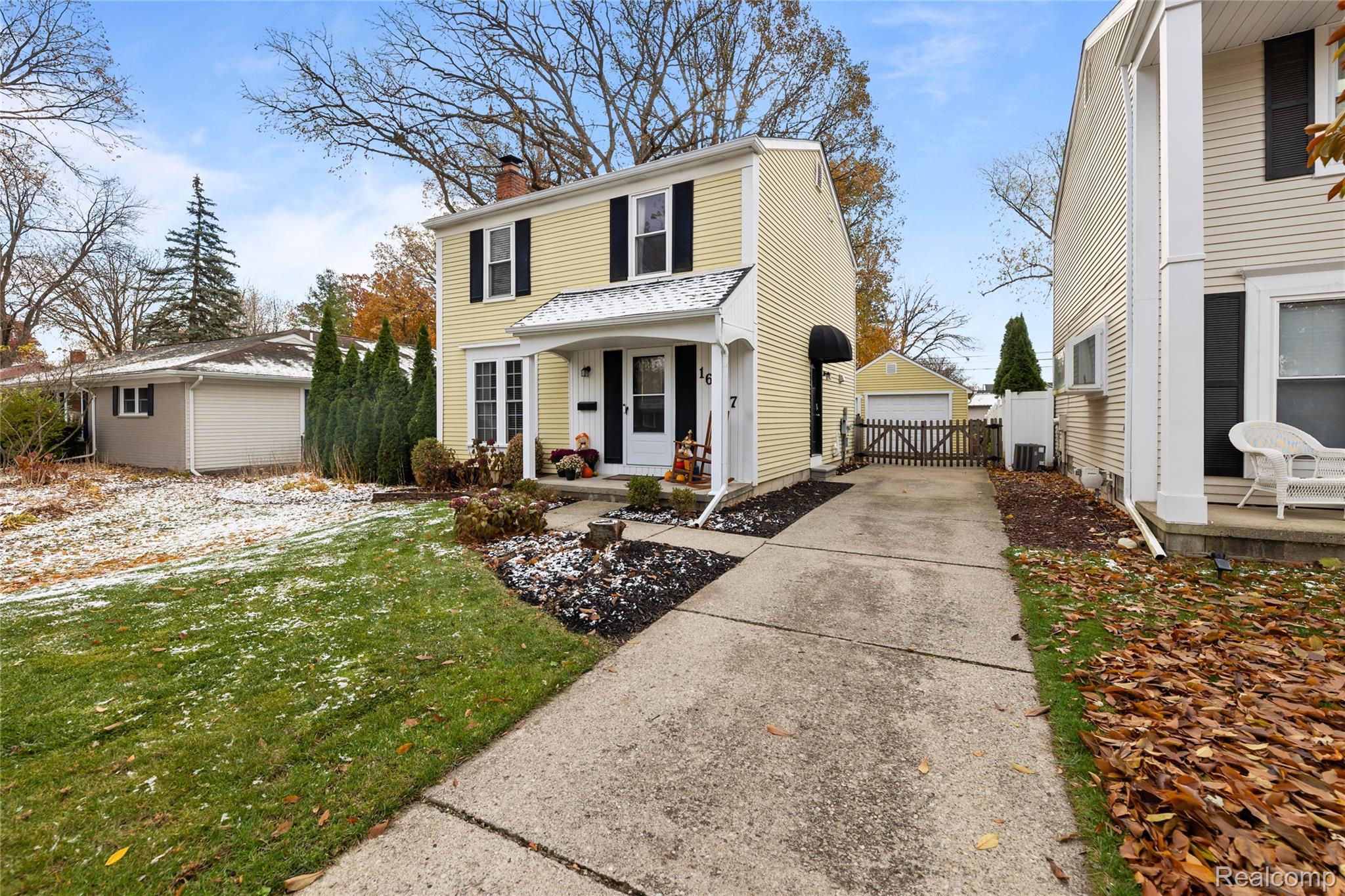 16217 Birwood Avenue