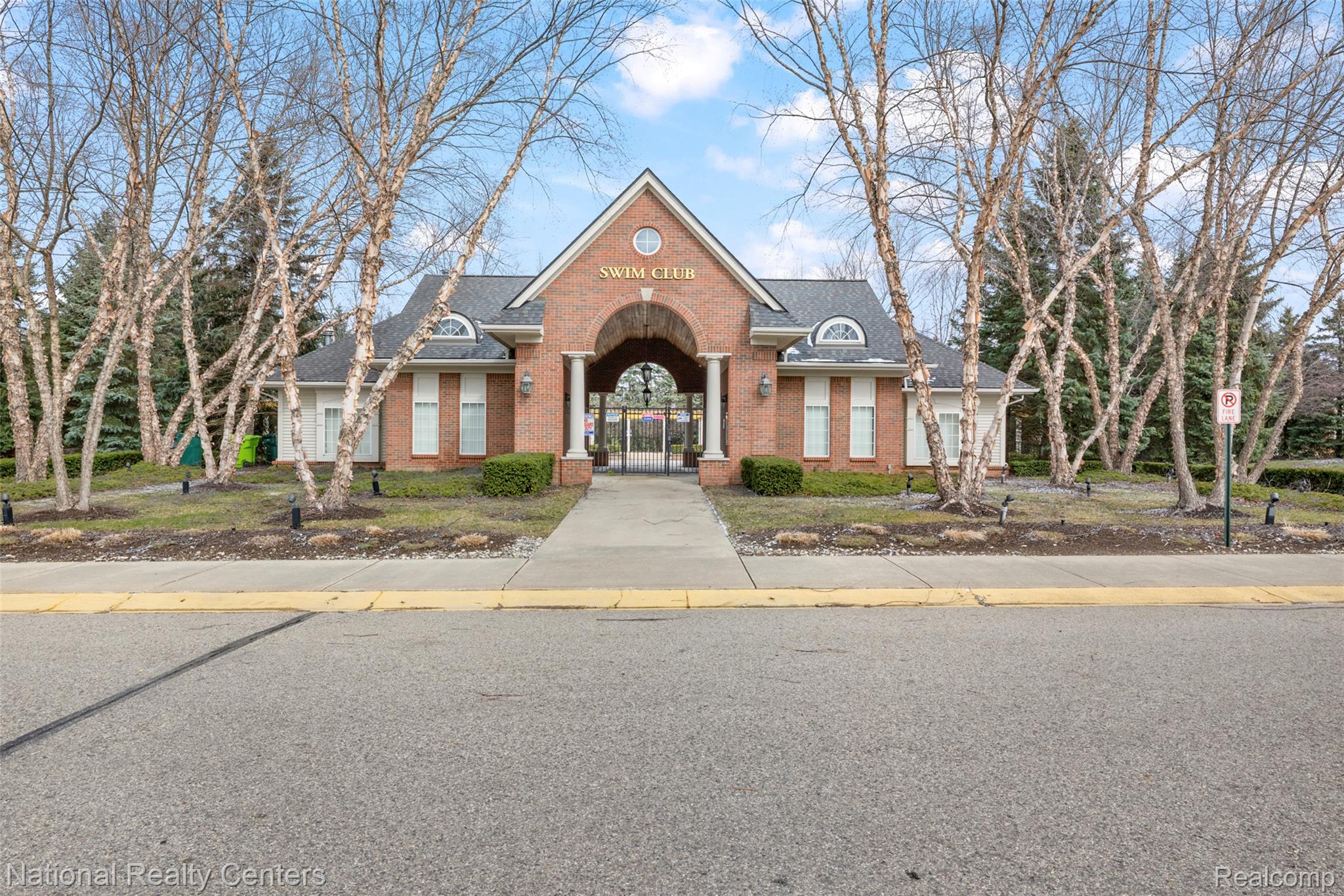 7201 Farmingdale Lane