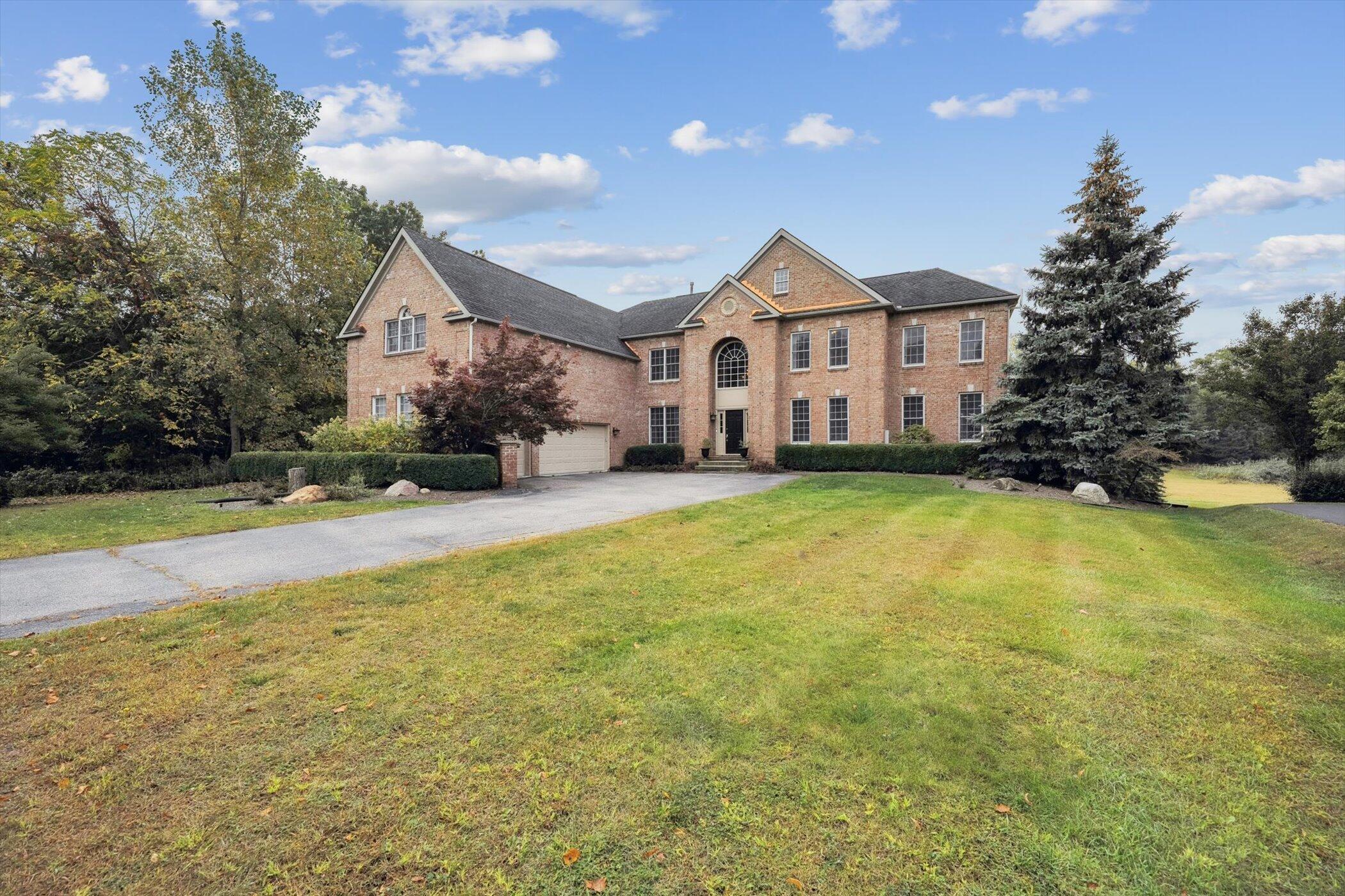 2861 Walnut Ridge Drive