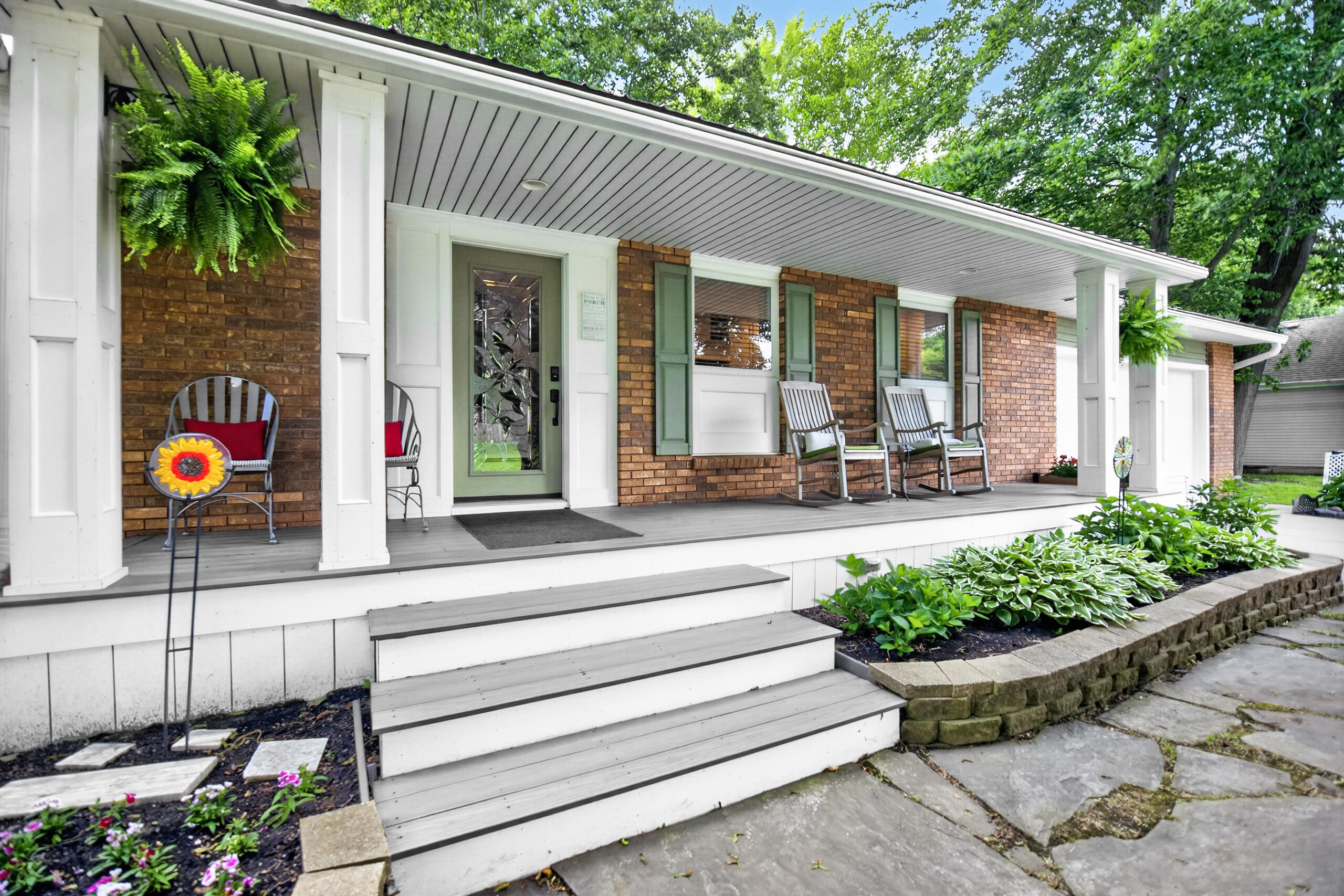 16395 Prairie Brook Road