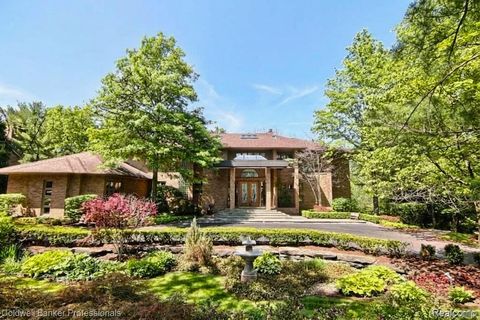 4692 W Wickford Bloomfield Hills City MI 48302