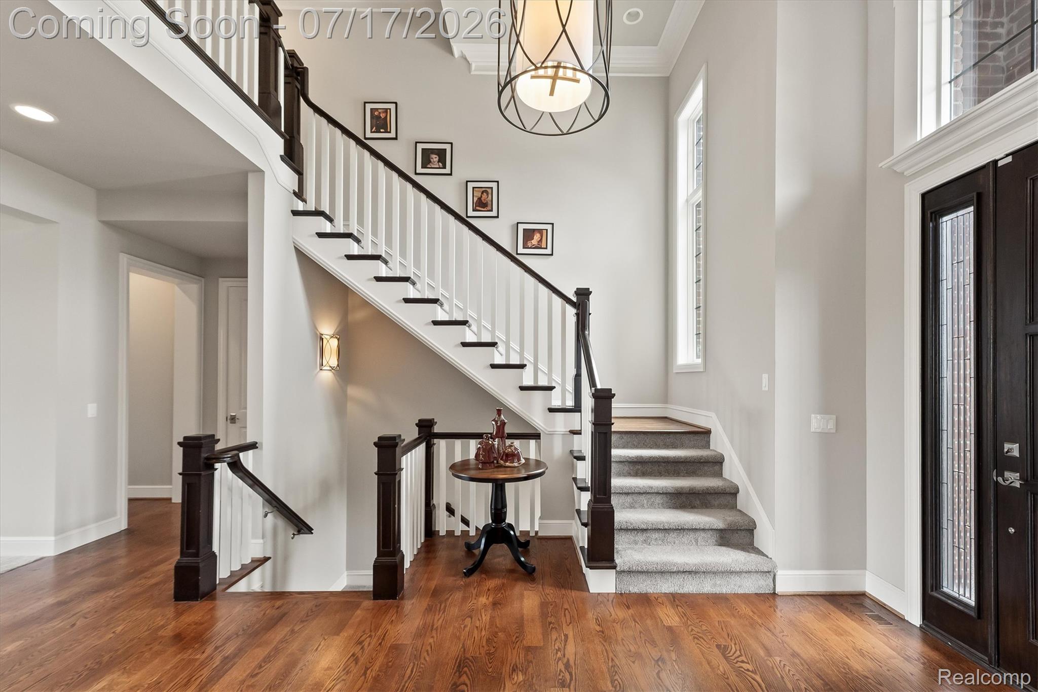602 Wellington Circle