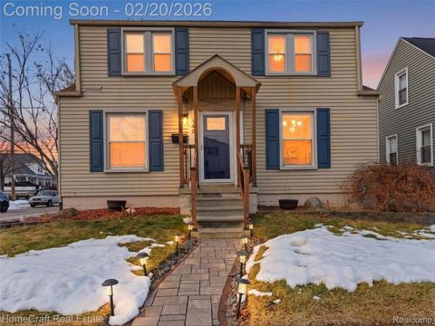 742 SAINT JOHN Street Wyandotte City MI 48192