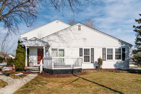 22621 Martin Road St Clair Shores City MI 48081