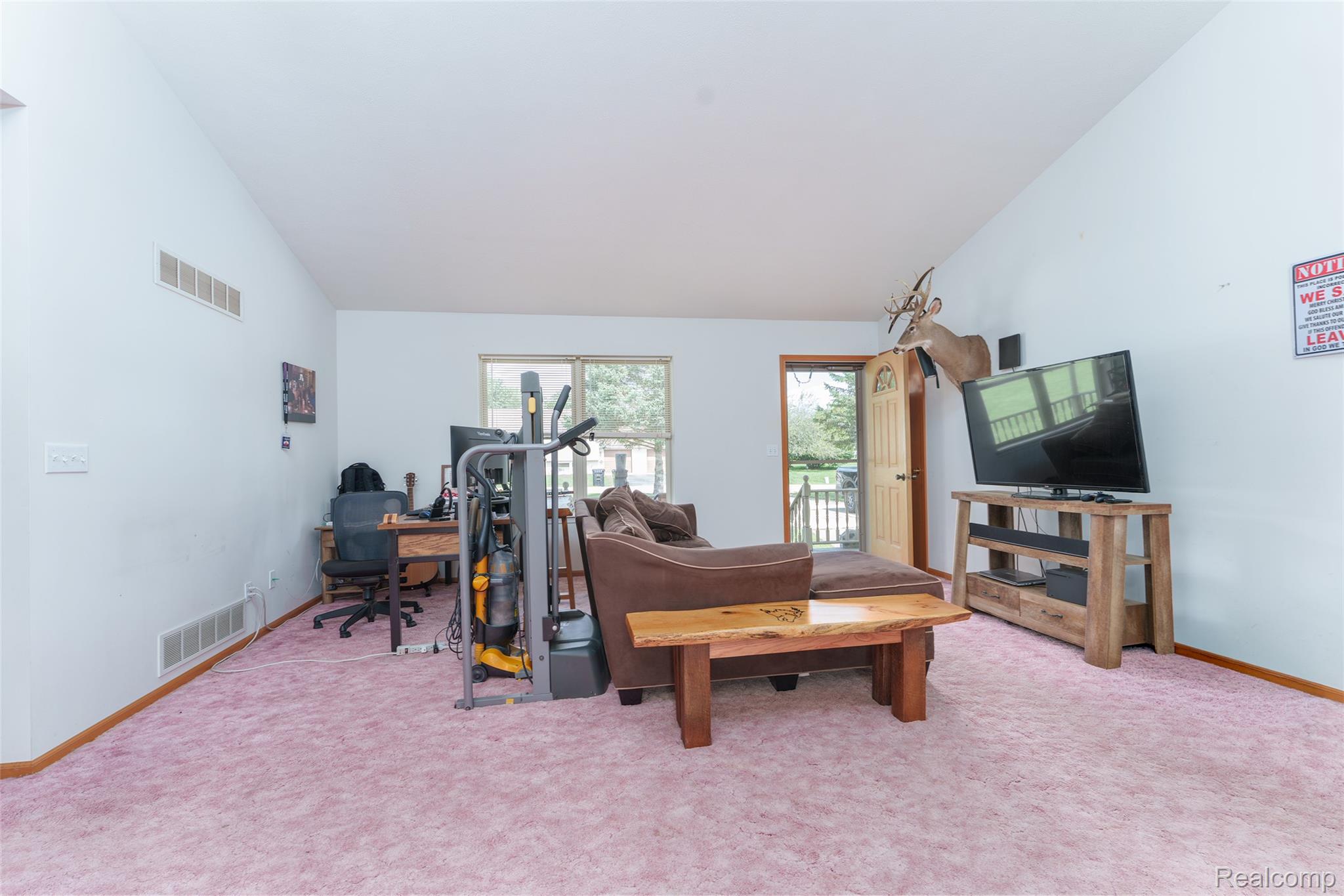 3097 Whitetail Lane