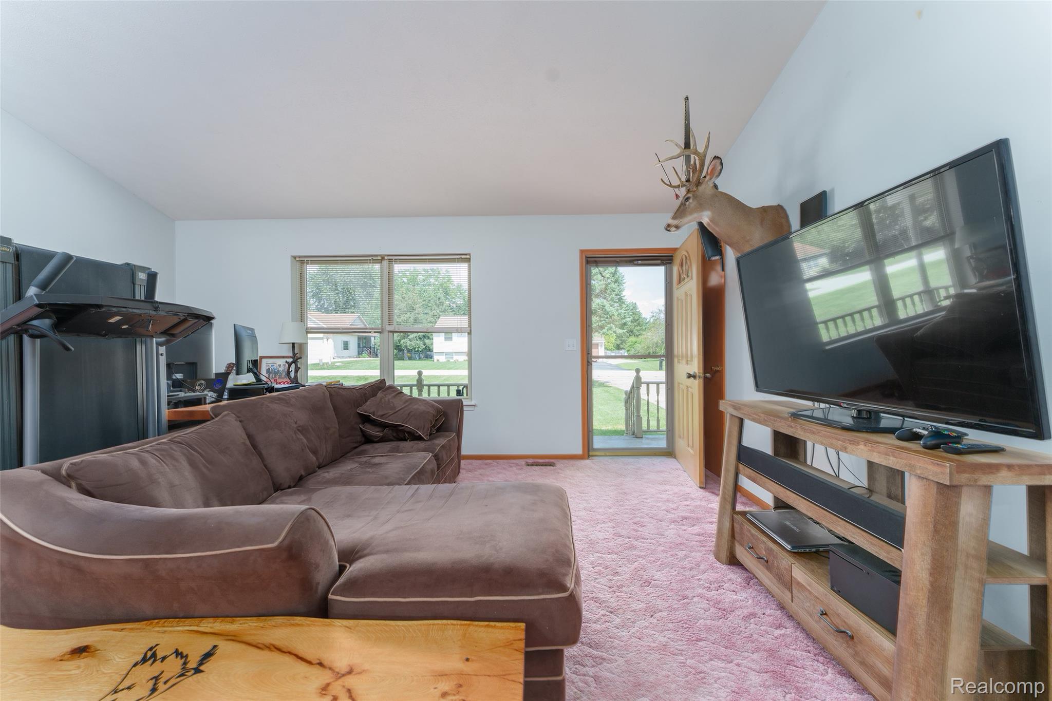 3097 Whitetail Lane